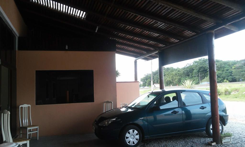 Hotel E Pousada Via Mar Itapocu Esterno foto